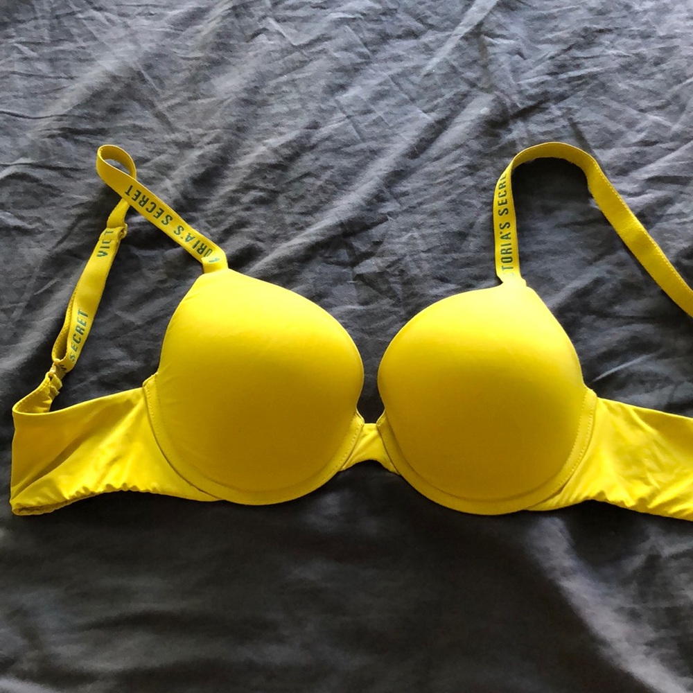 Victoria’s Secret Bra